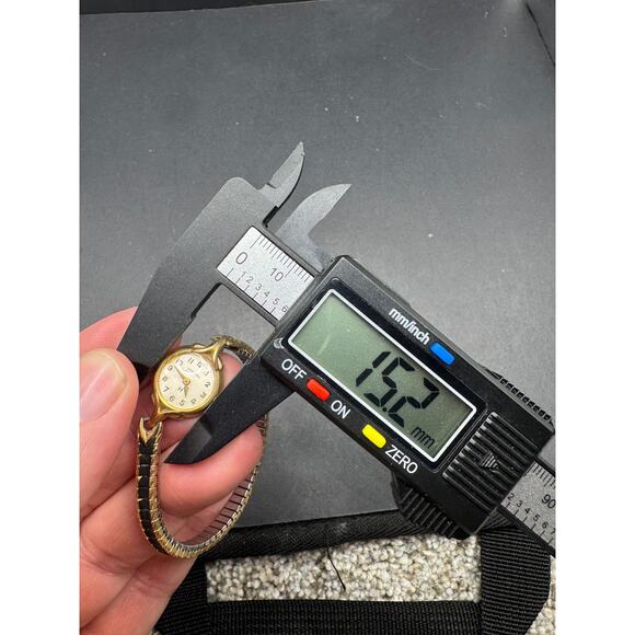 Vintage Ladies Hamilton 10K Rolled Gold Plated Bezel Classic Wrist Watch 15mm - Picture 7 of 7